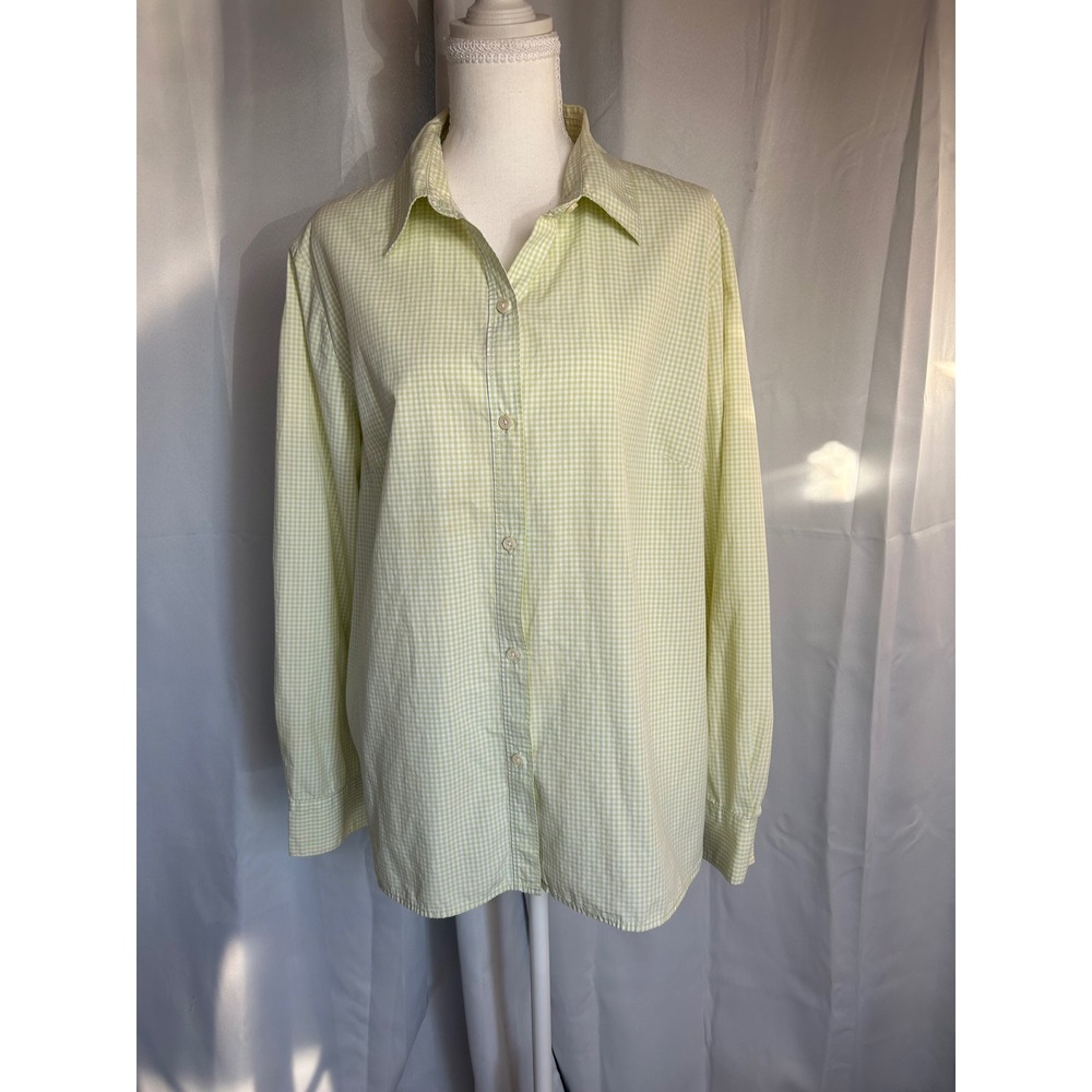Gap vintage green check, Button Down Shirt Cotton, XL.
Y2K, coastal. A95.